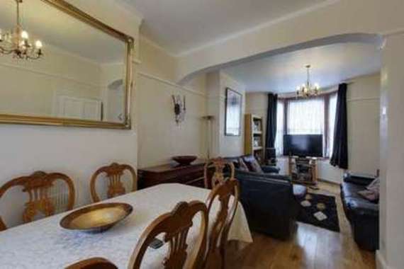 4 Bedroom Terraced